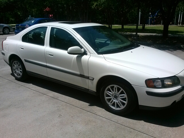 2003 Volvo S60 4WD 4dr Sport