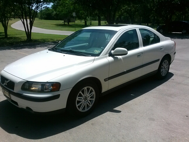 2003 Volvo S60 4WD 4dr Sport