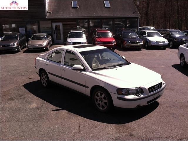 2003 Volvo S60 E/C 4DR