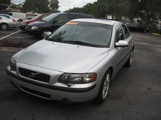 2003 Volvo S60 Sport 4x4 SUV