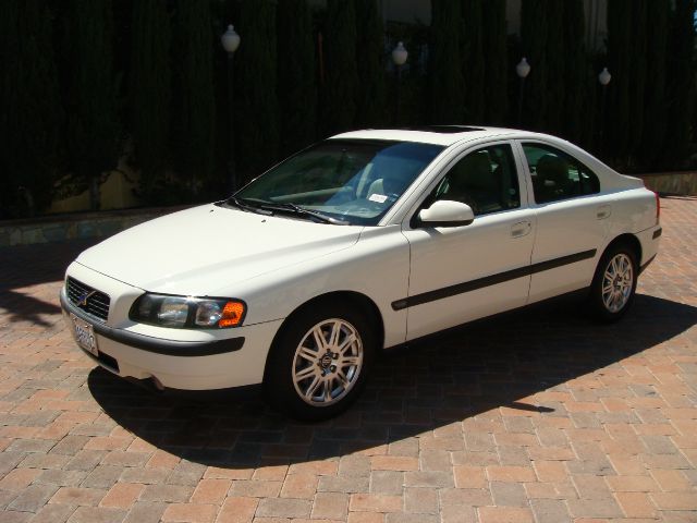 2003 Volvo S60 4WD 4dr Sport