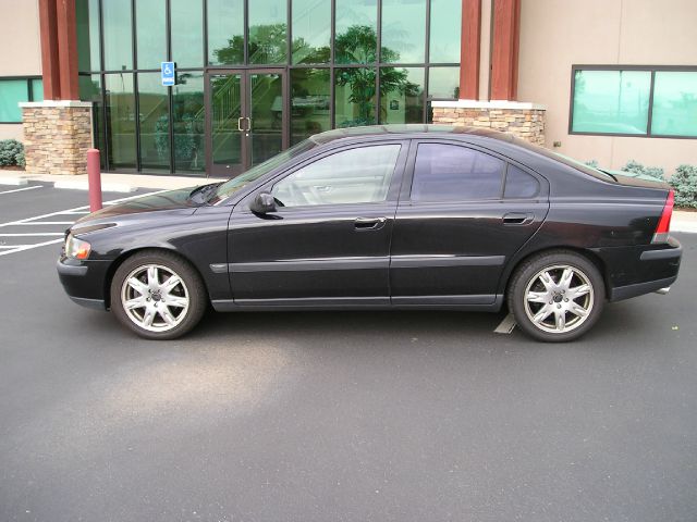 2003 Volvo S60 4X4 ED. Bauer EL