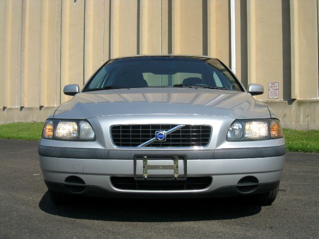 2004 Volvo S60 4WD 4dr Sport