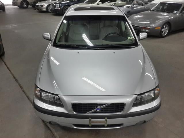 2004 Volvo S60 Coupe