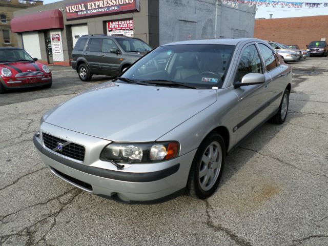 2004 Volvo S60 Sport 4x4 SUV