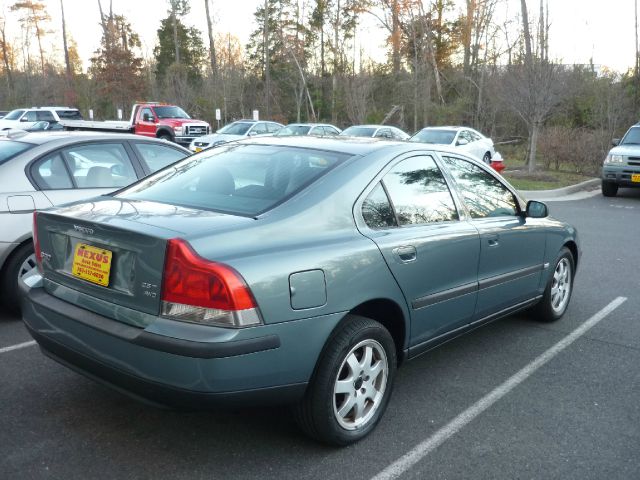 2004 Volvo S60 Sport 4x4 SUV