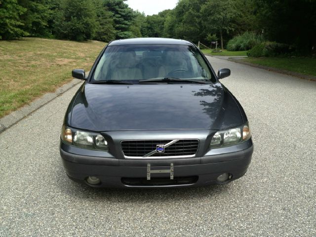 2004 Volvo S60 4WD 4dr Sport