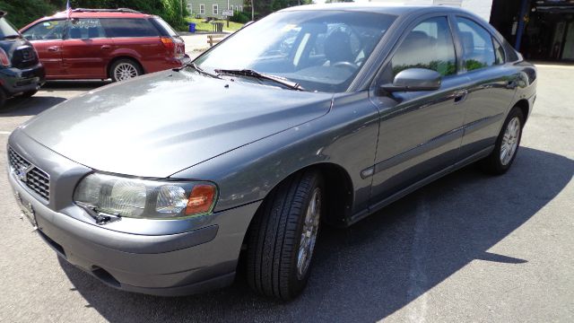 2004 Volvo S60 4WD 4dr Sport