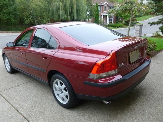 2004 Volvo S60 4WD 4dr Sport