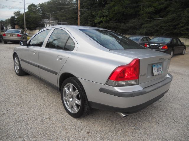 2004 Volvo S60 Sport 4x4 SUV