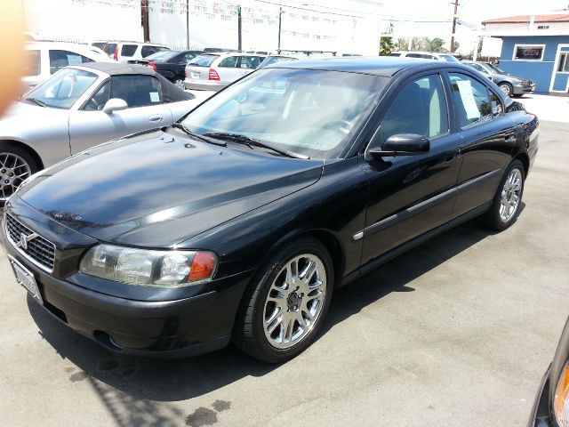 2004 Volvo S60 4WD 4dr Sport