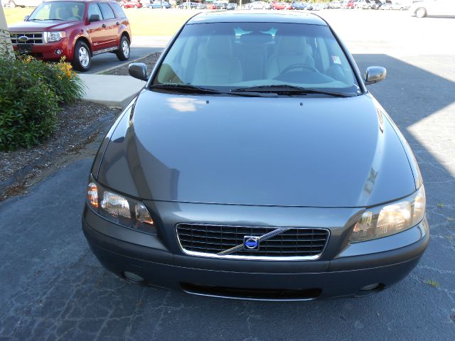 2004 Volvo S60 4WD 4dr Sport