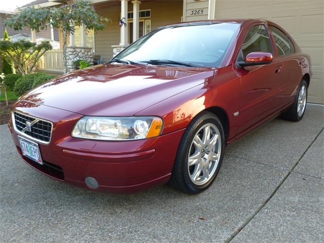 2005 Volvo S60 4WD 4dr Sport