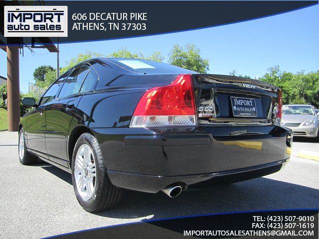 2005 Volvo S60 4WD 4dr Sport