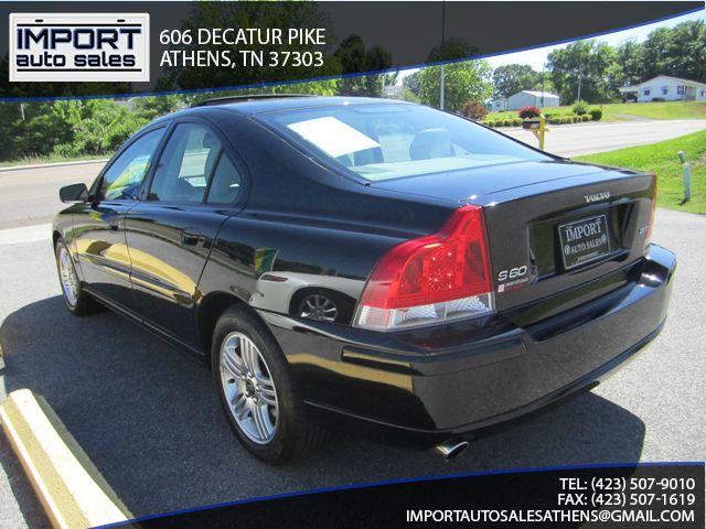 2005 Volvo S60 4WD 4dr Sport