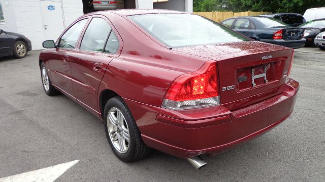 2005 Volvo S60 Sport 4x4 SUV