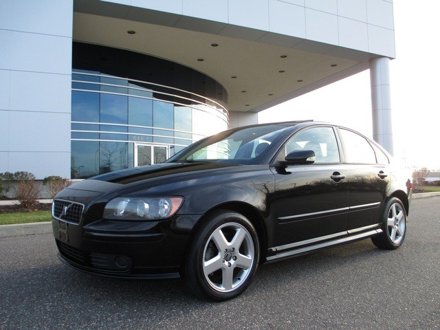 2005 Volvo S60 4WD 4dr Sport