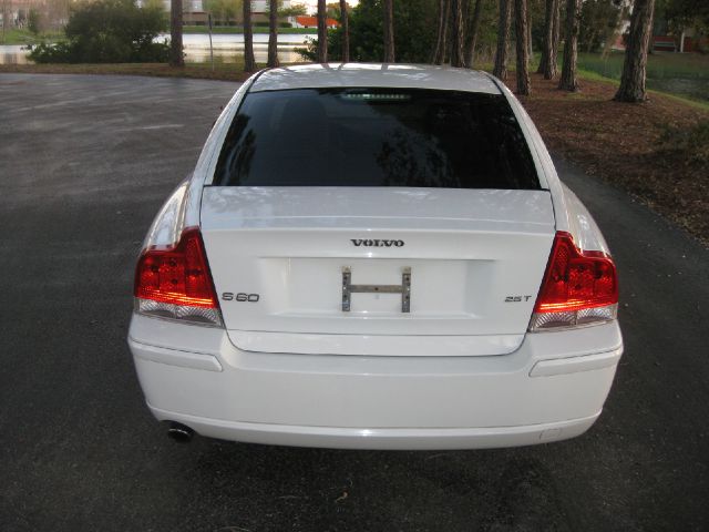 2006 Volvo S60 4WD 4dr Sport