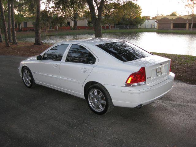 2006 Volvo S60 4WD 4dr Sport