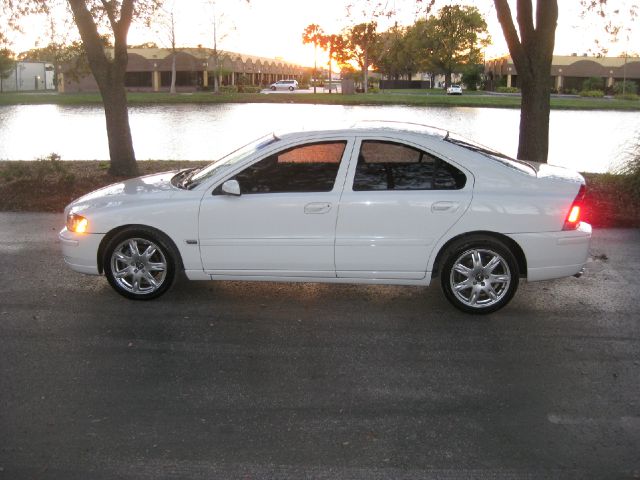 2006 Volvo S60 4WD 4dr Sport