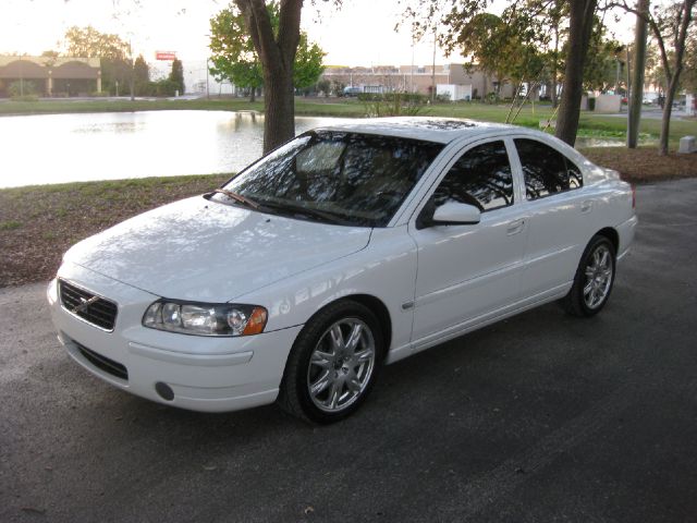 2006 Volvo S60 4WD 4dr Sport