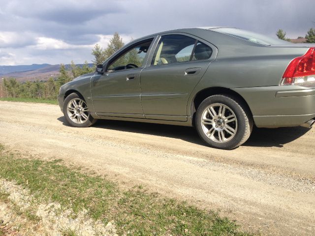 2006 Volvo S60 Sport 4x4 SUV