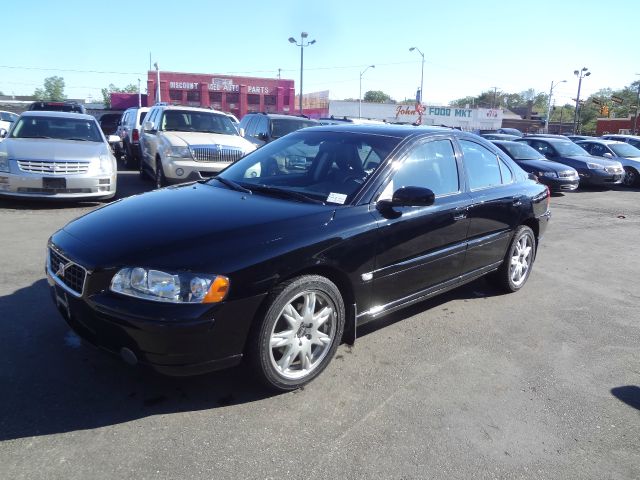 2006 Volvo S60 Sport 4x4 SUV