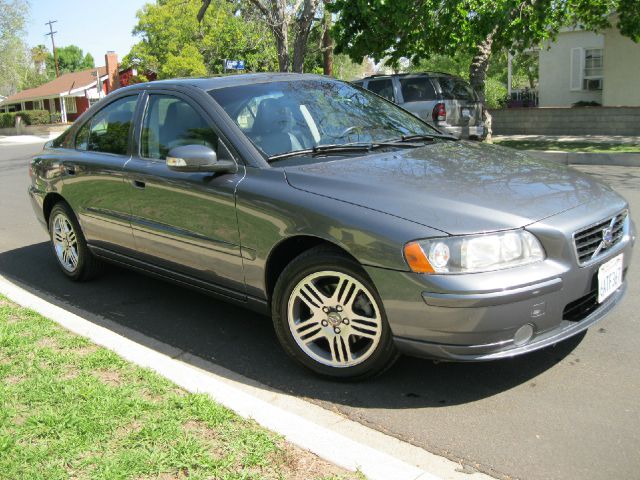 2007 Volvo S60 4WD 4dr Sport