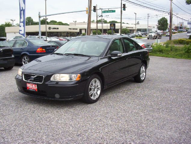 2007 Volvo S60 Sport 4x4 SUV