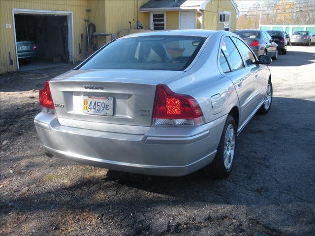 2007 Volvo S60 Sport 4x4 SUV