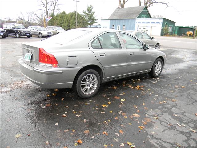 2007 Volvo S60 4WD 4dr Sport