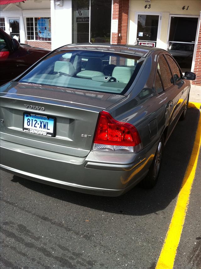 2007 Volvo S60 4d Wagon LS (V8)