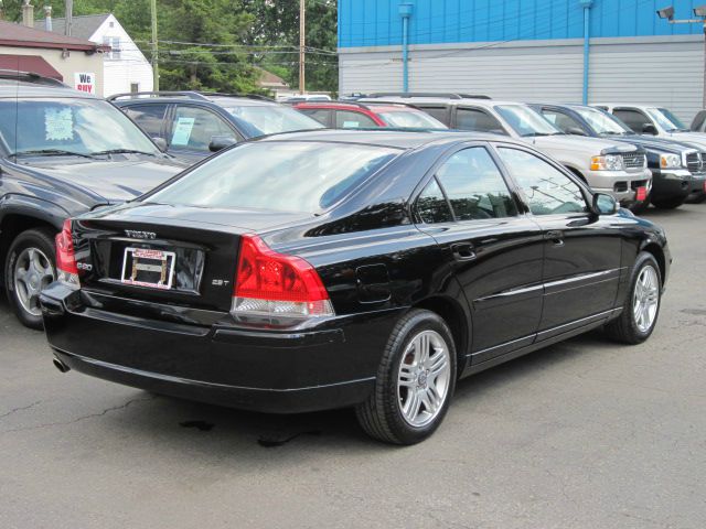 2008 Volvo S60 4WD 4dr Sport