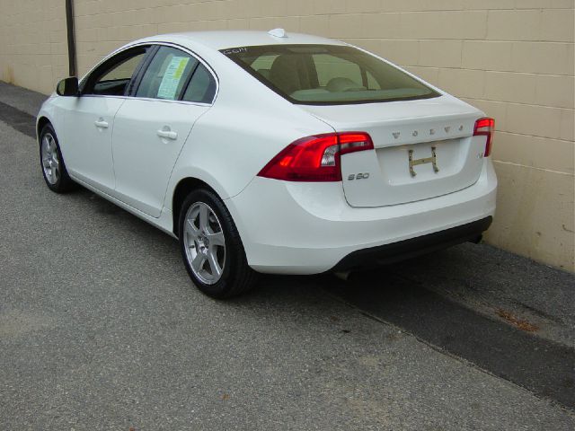 2012 Volvo S60 4X4 ED. Bauer EL