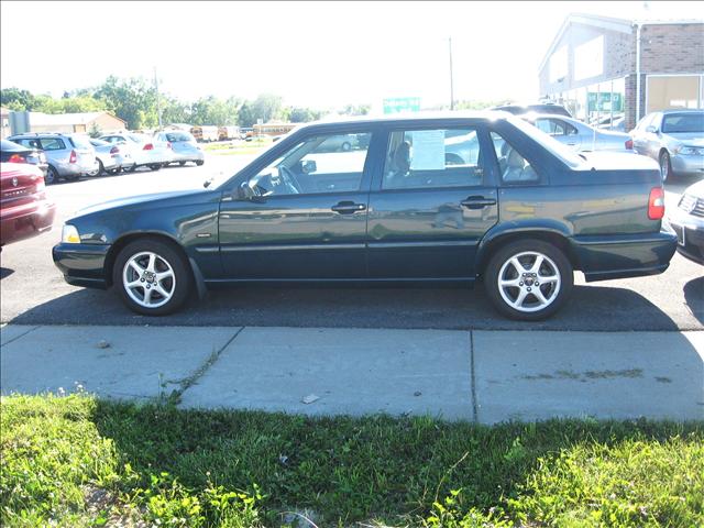 1998 Volvo S70 LS Special Value