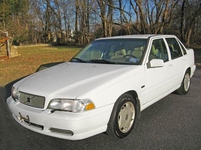 1998 Volvo S70 Base