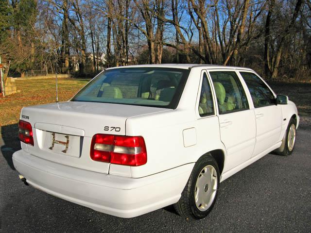 1998 Volvo S70 Base