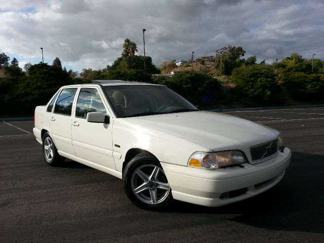 1998 Volvo S70 XR 1 Owner Carfax