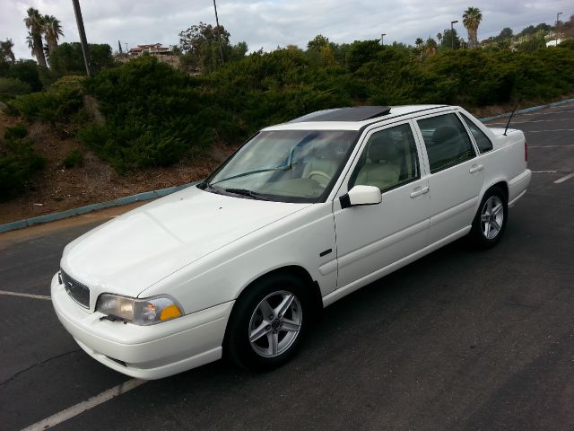 1998 Volvo S70 XR 1 Owner Carfax