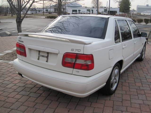 1998 Volvo S70 4X4 ED. Bauer EL