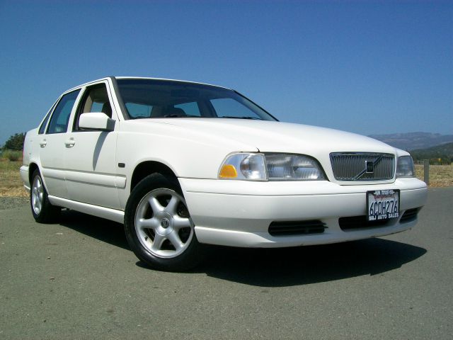 1998 Volvo S70 Passion