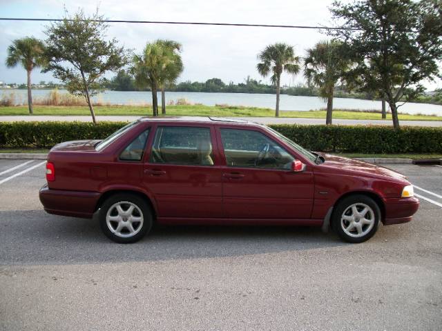 1998 Volvo S70 Unknown