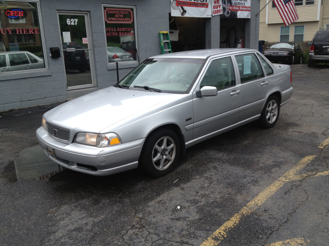 1998 Volvo S70 Base