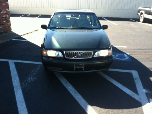 1999 Volvo S70 LS Special Value