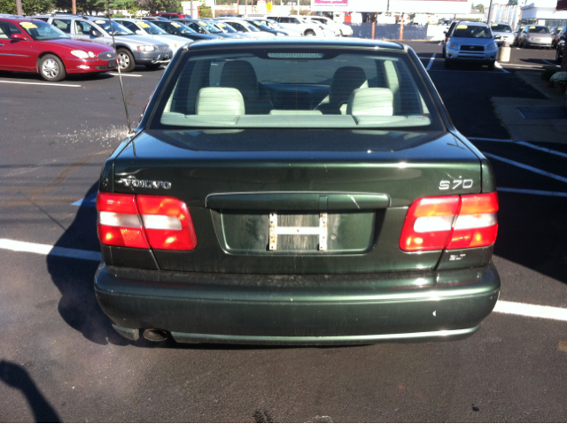 1999 Volvo S70 LS Special Value