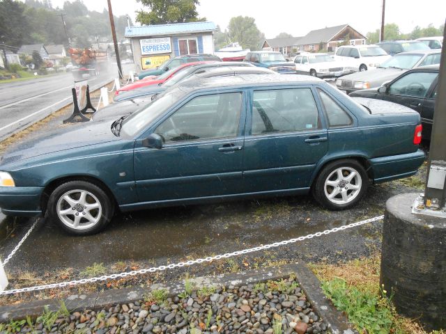 1999 Volvo S70 LS Special Value