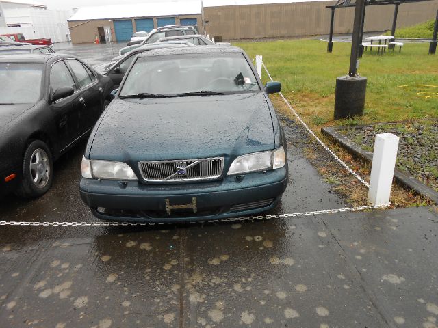 1999 Volvo S70 LS Special Value