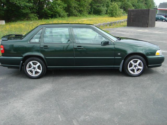 1999 Volvo S70 ST VERY LOW Miles