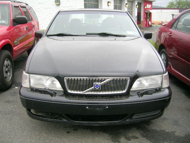 1999 Volvo S70 Premium Leather