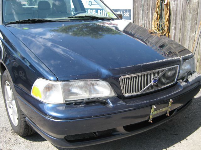 1999 Volvo S70 ST VERY LOW Miles